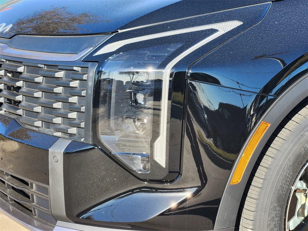 new 2026 Kia Sportage car, priced at $29,246