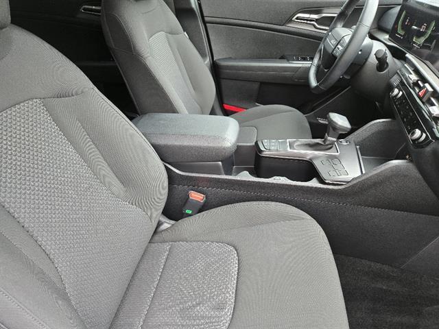 new 2026 Kia Sportage car, priced at $29,660