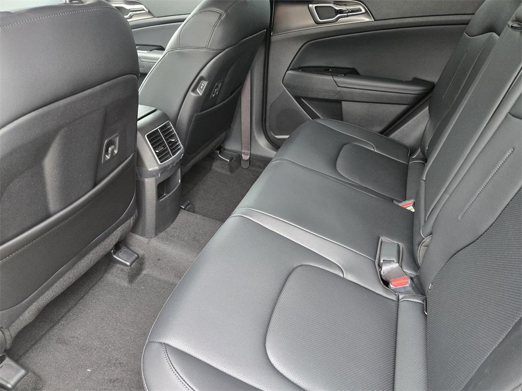 new 2025 Kia Sportage Hybrid car, priced at $32,867