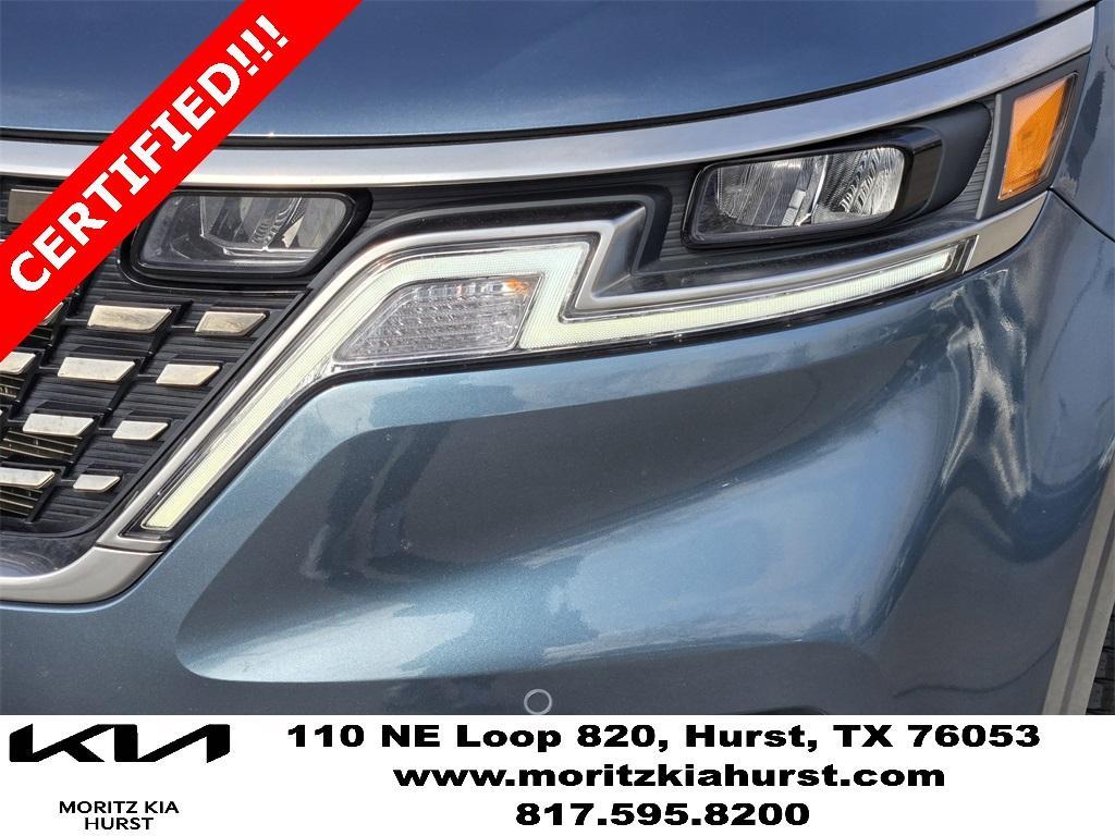 used 2023 Kia Carnival car, priced at $34,895