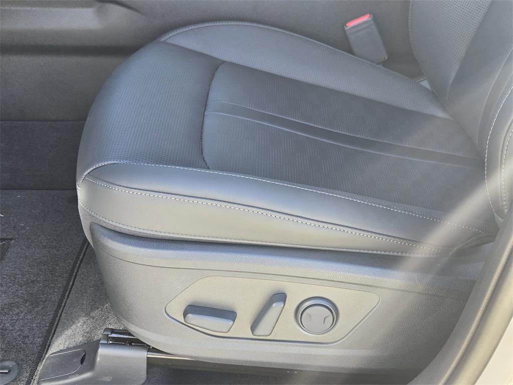 new 2026 Kia Sorento car, priced at $37,571