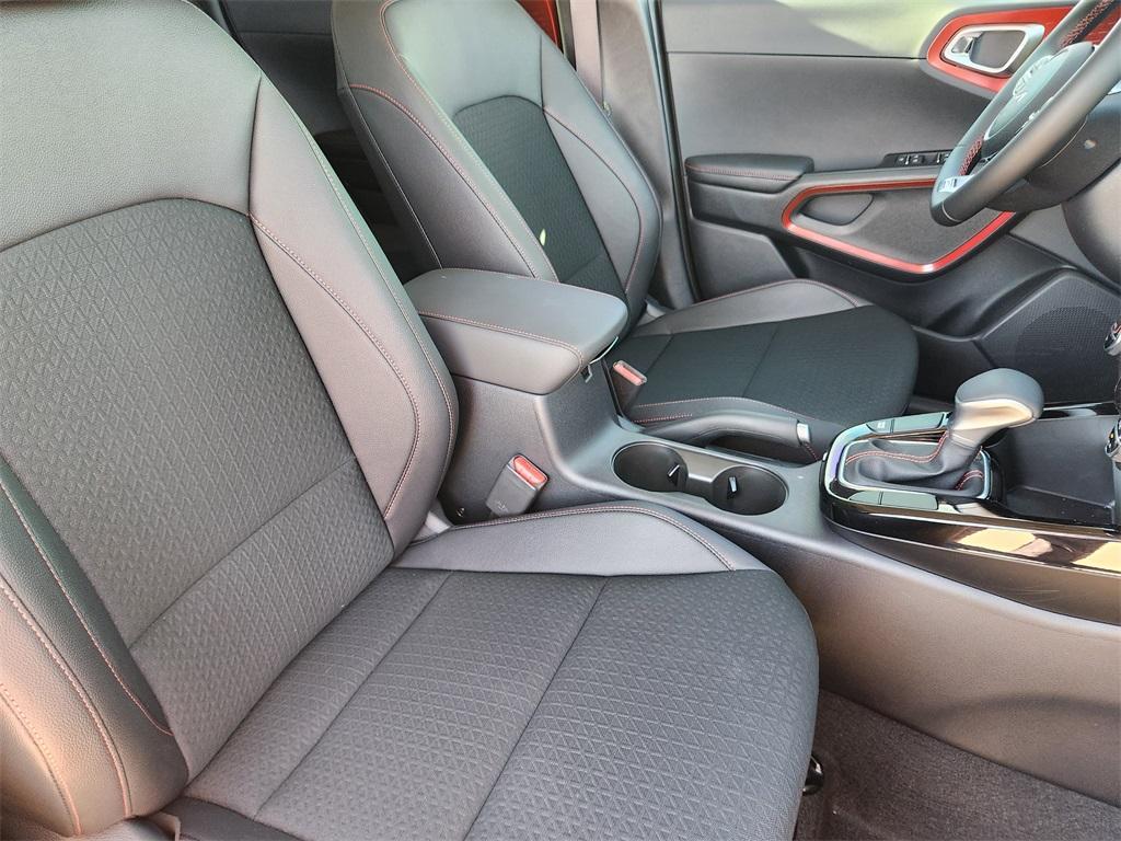 new 2025 Kia Soul car, priced at $22,351