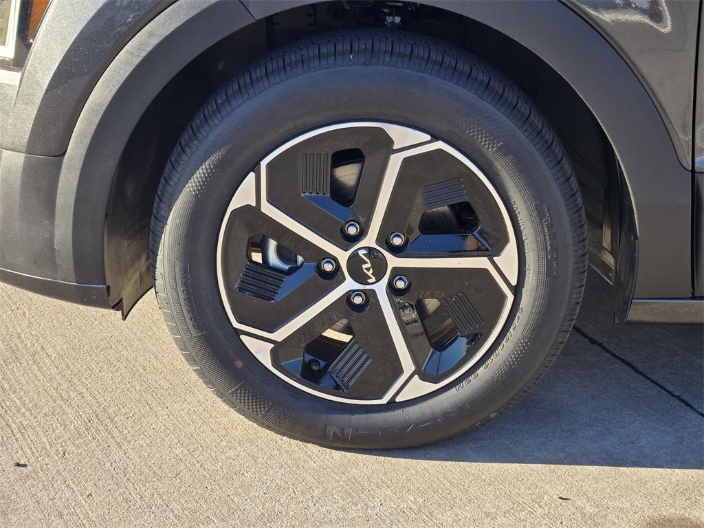 new 2026 Kia Niro car, priced at $33,720