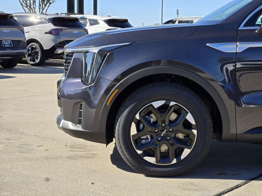 new 2026 Kia Sorento car, priced at $33,350