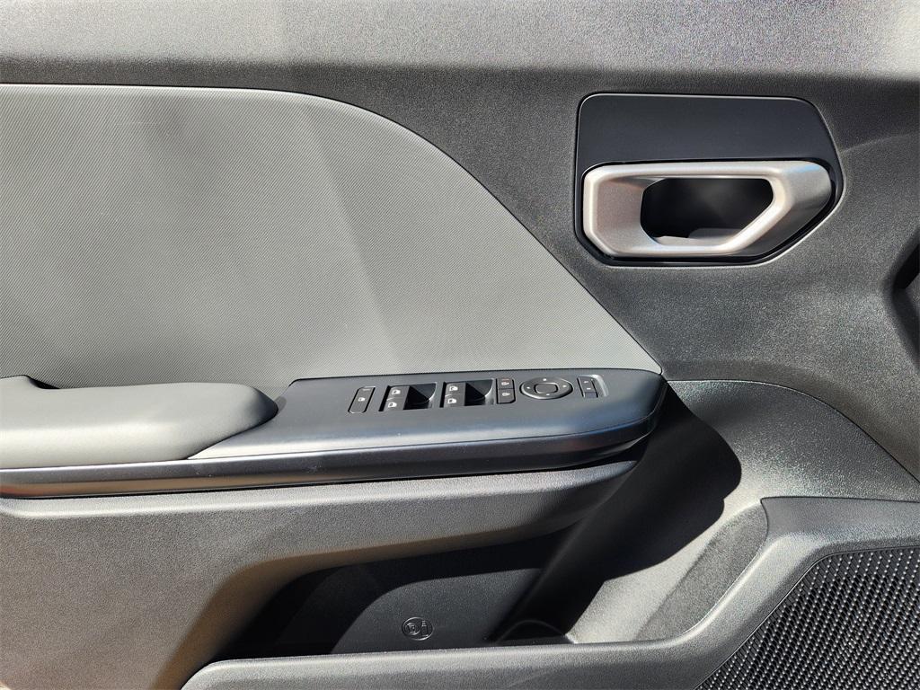 new 2025 Kia K4 car, priced at $22,976