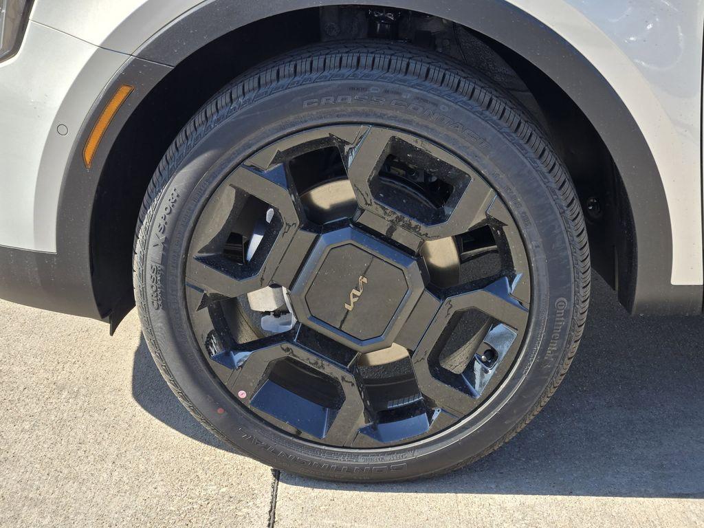 new 2026 Kia Sorento car, priced at $43,050