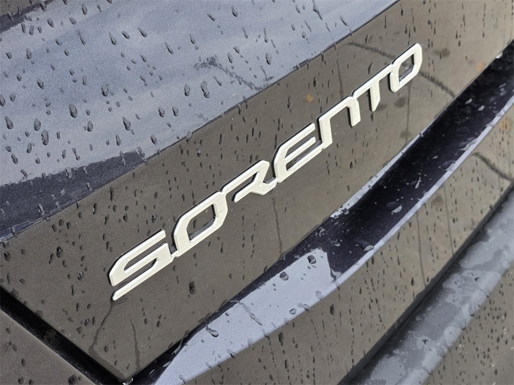 new 2026 Kia Sorento car, priced at $33,924
