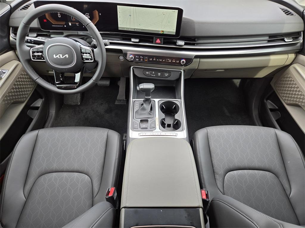 new 2026 Kia Carnival car, priced at $39,053