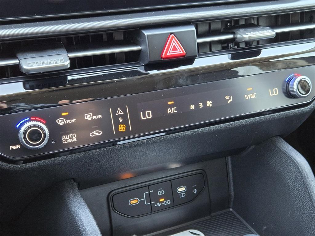 new 2026 Kia Sportage car, priced at $31,934