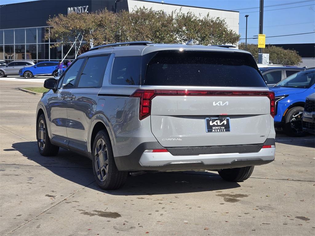 new 2026 Kia Carnival Hybrid car, priced at $44,035