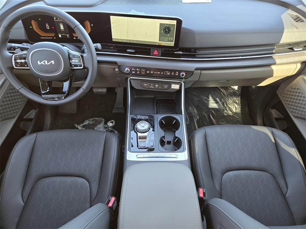 new 2026 Kia Carnival Hybrid car, priced at $44,035