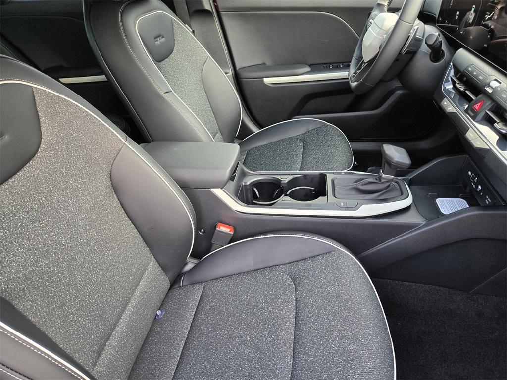 new 2025 Kia K4 car, priced at $25,441