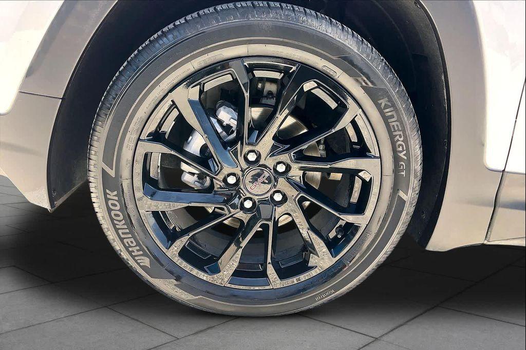 used 2023 GMC Terrain car, priced at $24,417