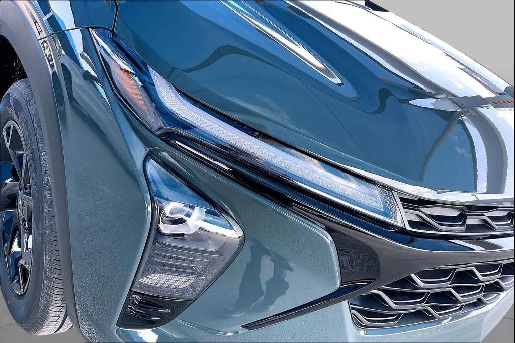 new 2026 Chevrolet Trax car, priced at $26,305