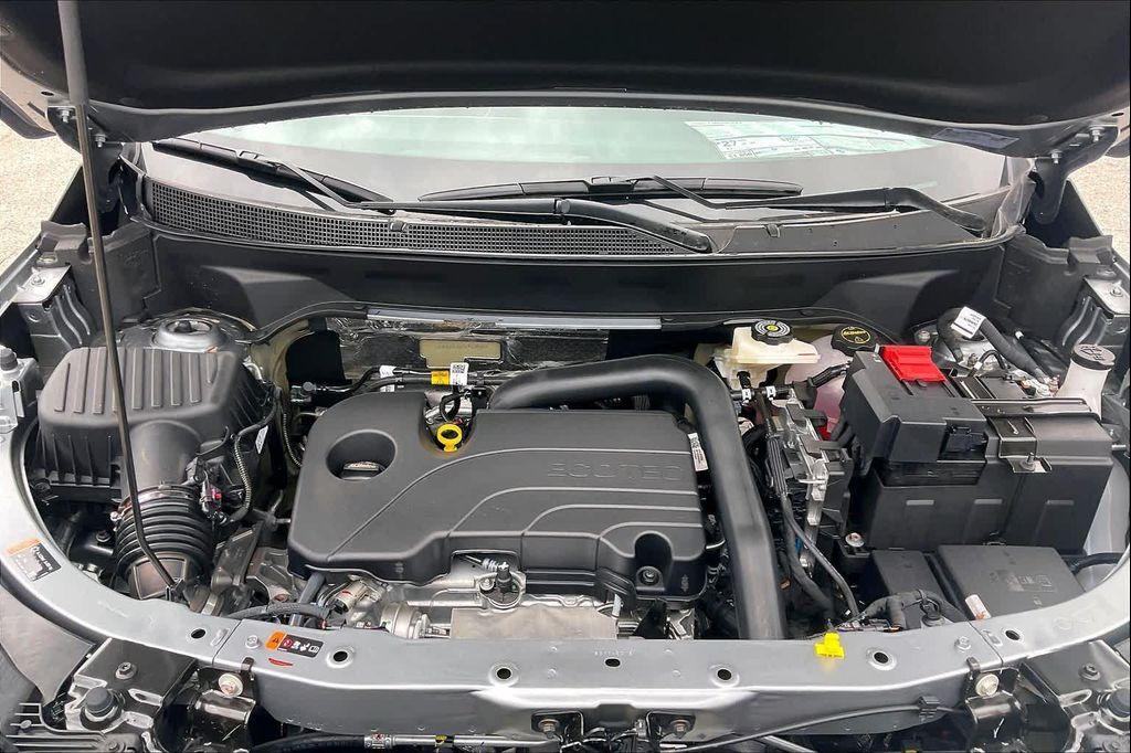 new 2026 Chevrolet Equinox car, priced at $33,219