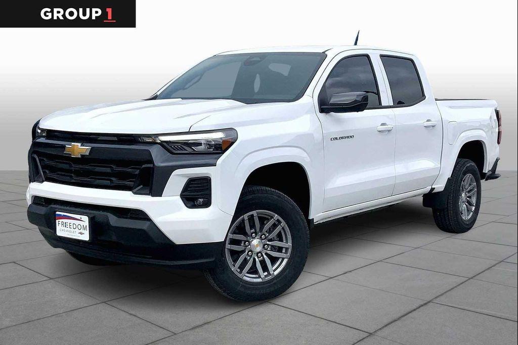 new 2026 Chevrolet Colorado car, priced at $35,219