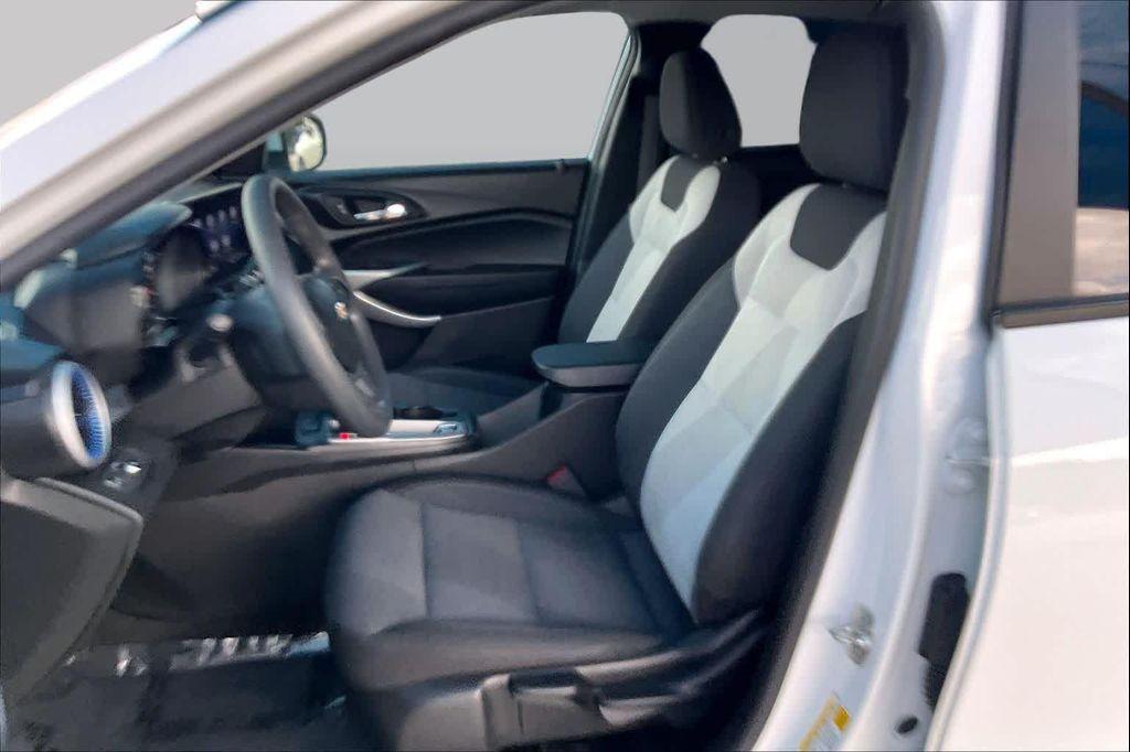 used 2024 Chevrolet Trax car, priced at $19,366