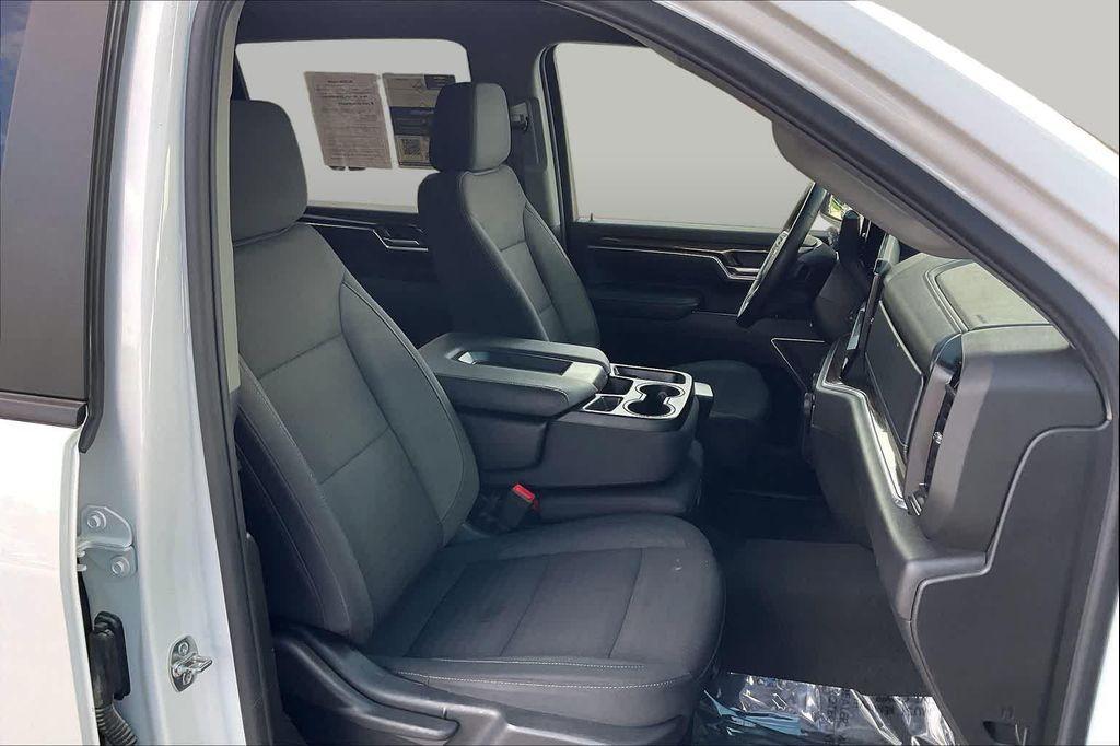 used 2025 Chevrolet Silverado 2500 car, priced at $53,719