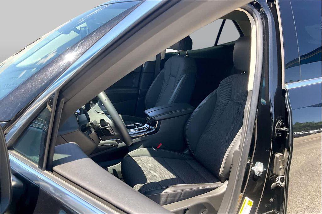 used 2023 Buick Envision car, priced at $24,219