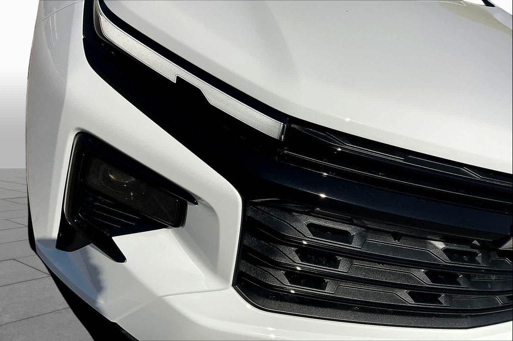 new 2026 Chevrolet Traverse car, priced at $44,219