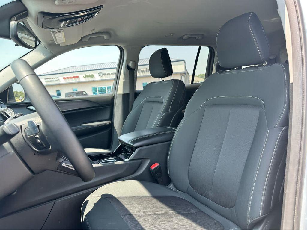 used 2023 Jeep Grand Cherokee L car, priced at $24,127