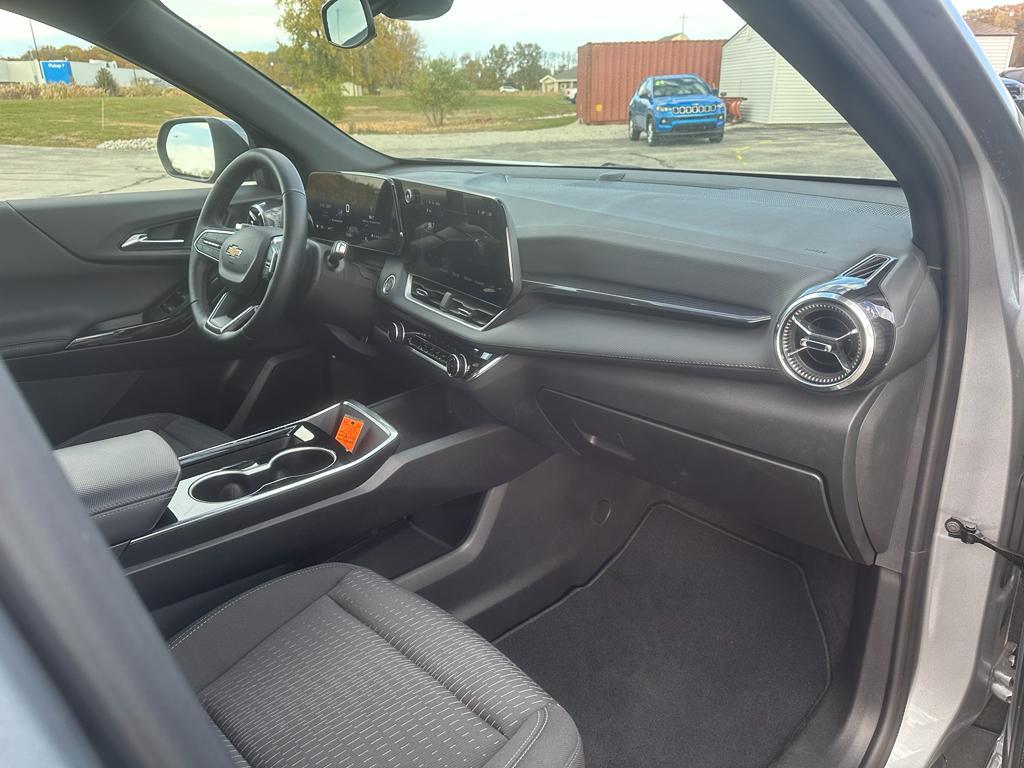 used 2025 Chevrolet Equinox car, priced at $28,759