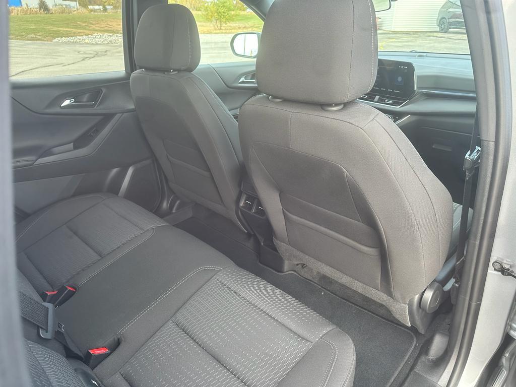 used 2025 Chevrolet Equinox car, priced at $28,759