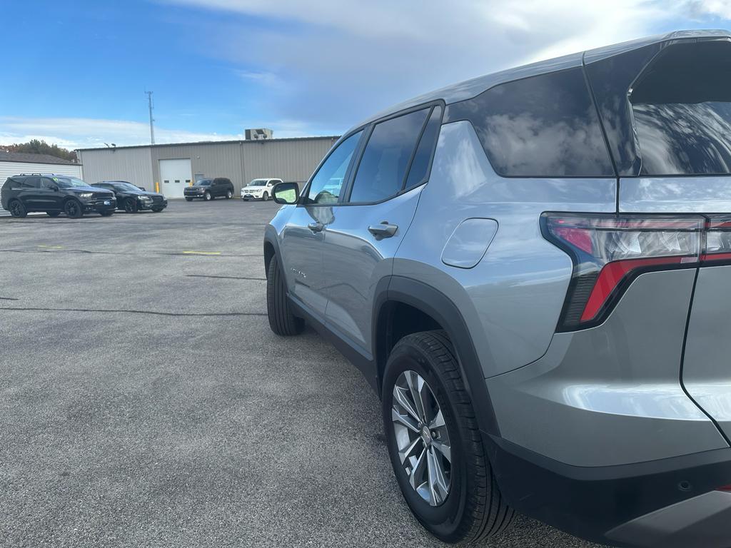 used 2025 Chevrolet Equinox car, priced at $28,759