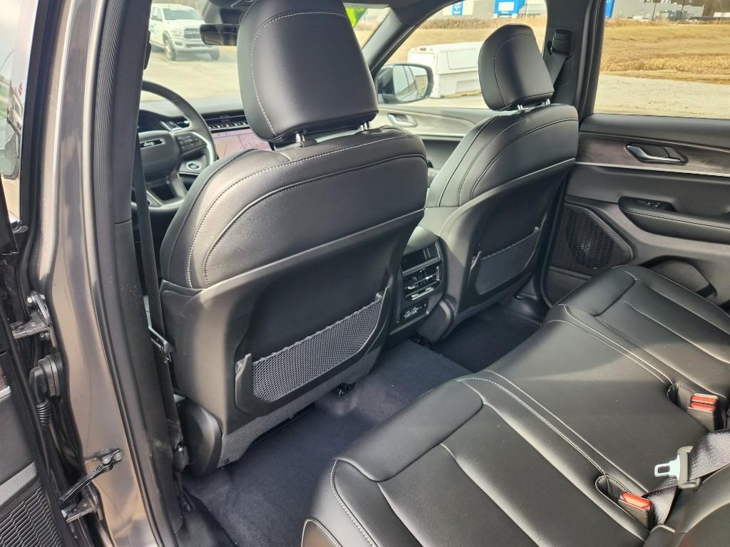 used 2025 Jeep Grand Cherokee car, priced at $42,778