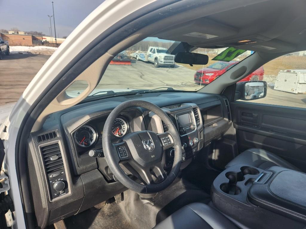 used 2022 Ram 1500 Classic car, priced at $22,731