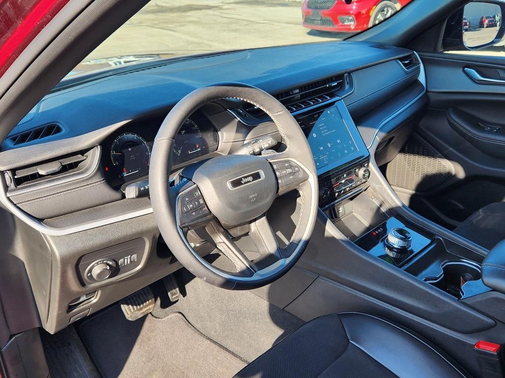 used 2024 Jeep Grand Cherokee car, priced at $36,432