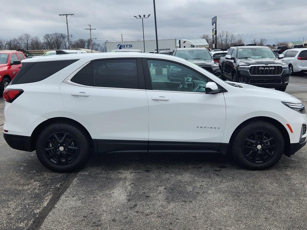 used 2023 Chevrolet Equinox car, priced at $19,594