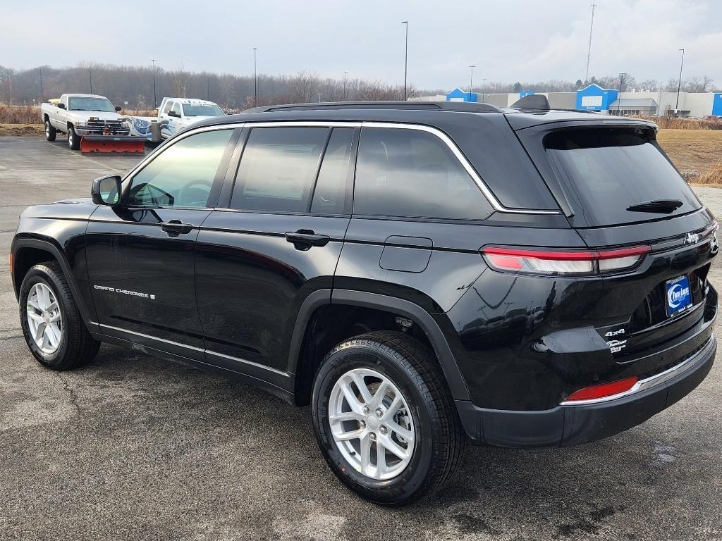 new 2026 Jeep Grand Cherokee car, priced at $45,080