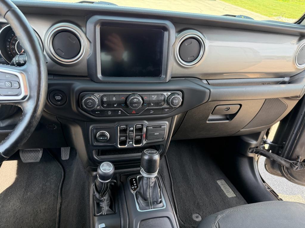 used 2019 Jeep Wrangler Unlimited car, priced at $23,414