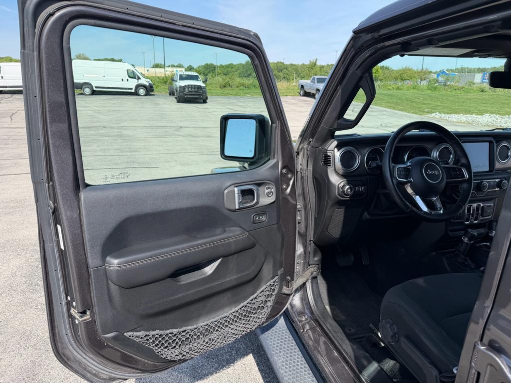 used 2019 Jeep Wrangler Unlimited car, priced at $23,414