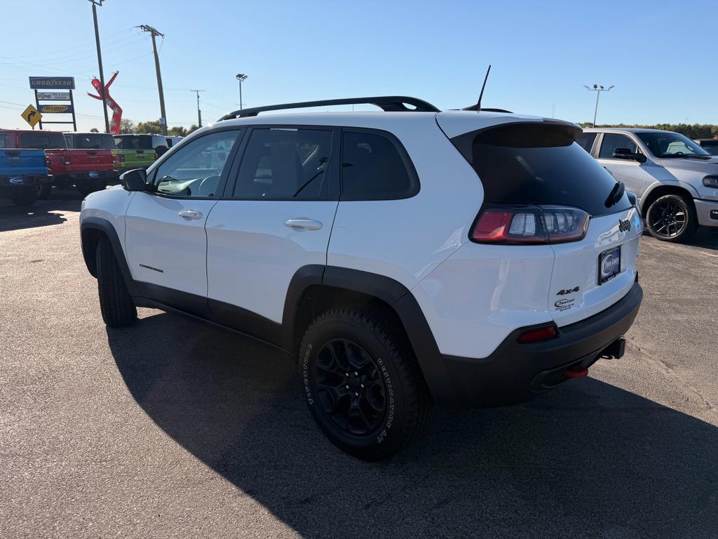 used 2022 Jeep Cherokee car, priced at $23,408