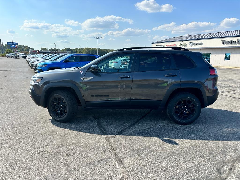 used 2023 Jeep Cherokee car, priced at $26,471