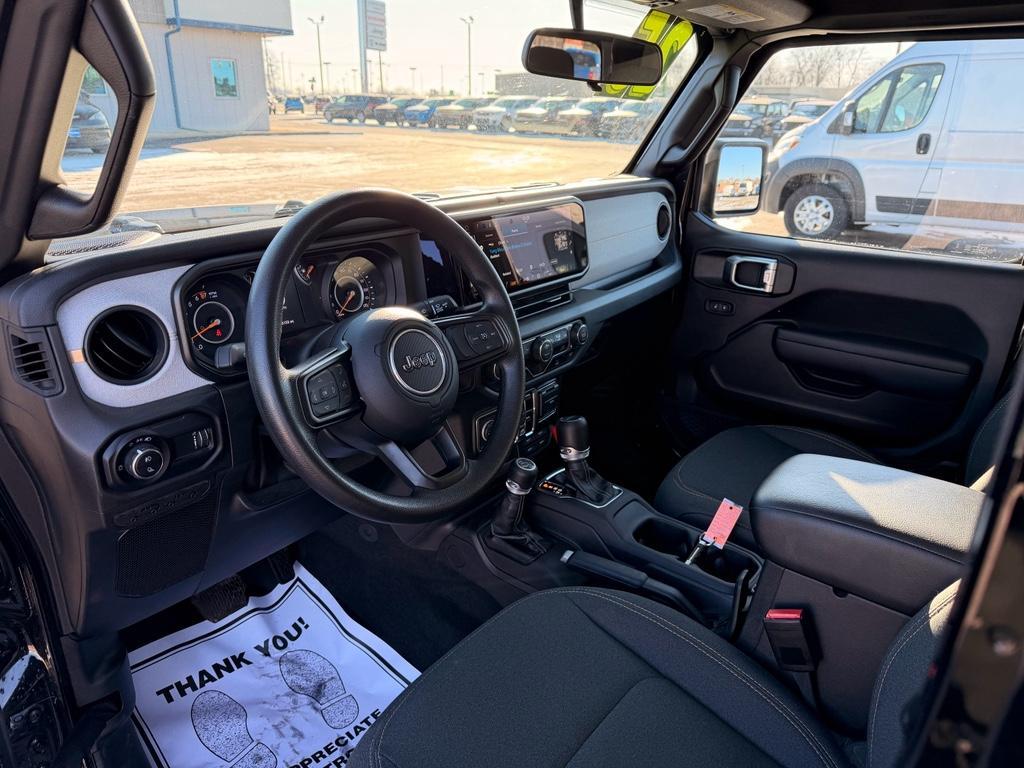 used 2025 Jeep Gladiator car, priced at $37,575