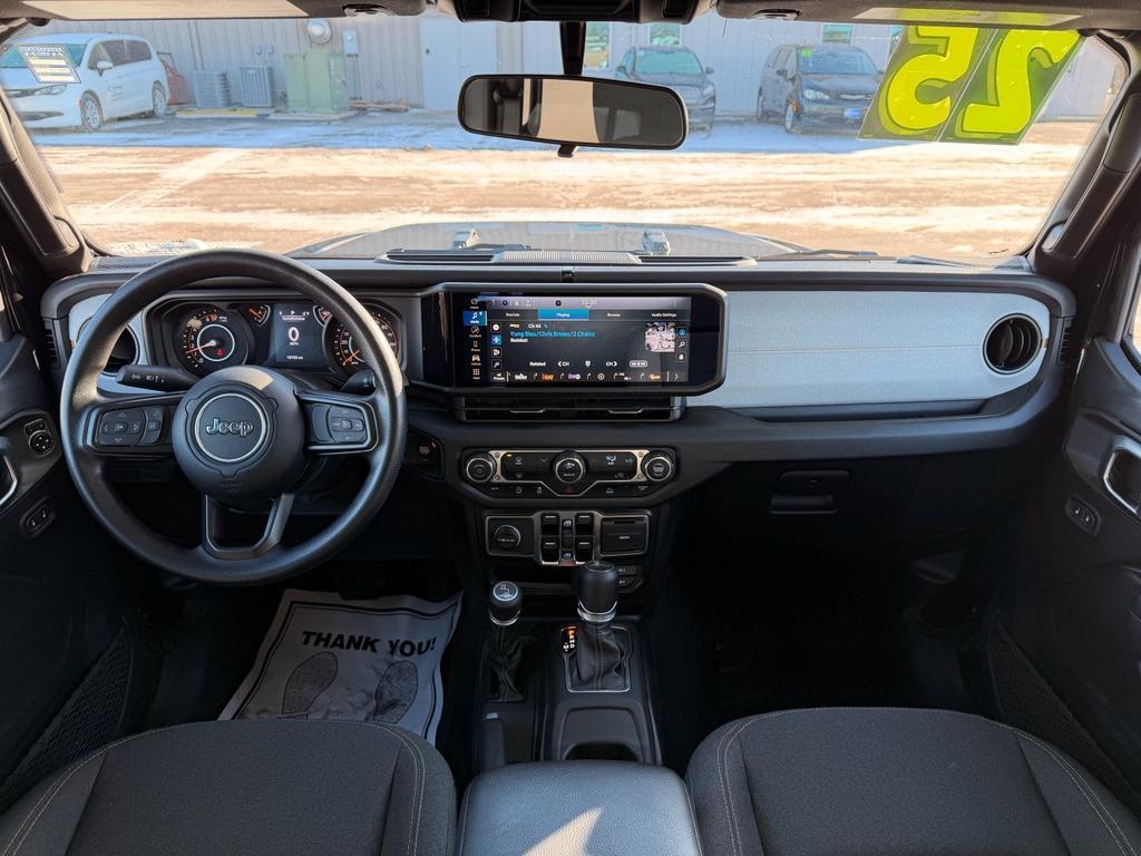 used 2025 Jeep Gladiator car, priced at $37,575