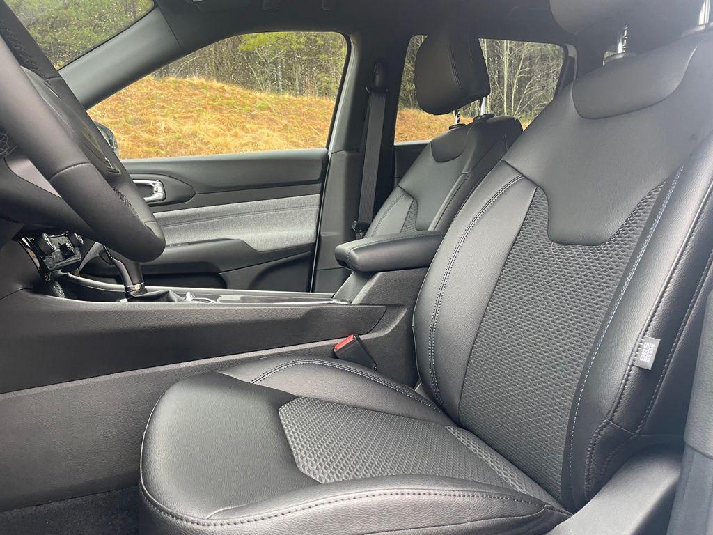 new 2026 Jeep Compass car, priced at $26,619