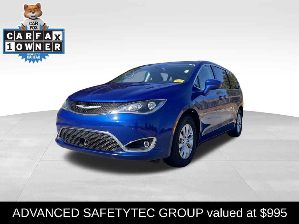 used 2019 Chrysler Pacifica car, priced at $11,319