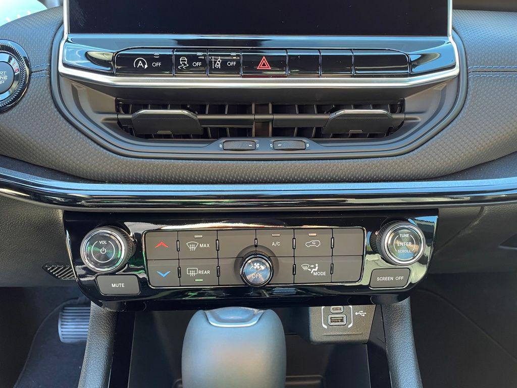 new 2026 Jeep Compass car, priced at $28,840