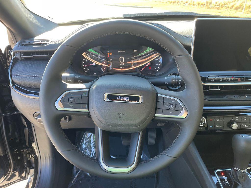 new 2026 Jeep Compass car, priced at $28,925