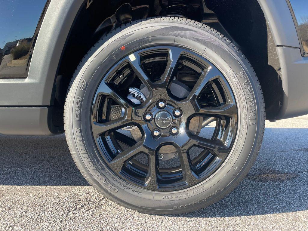 new 2026 Jeep Compass car, priced at $28,925