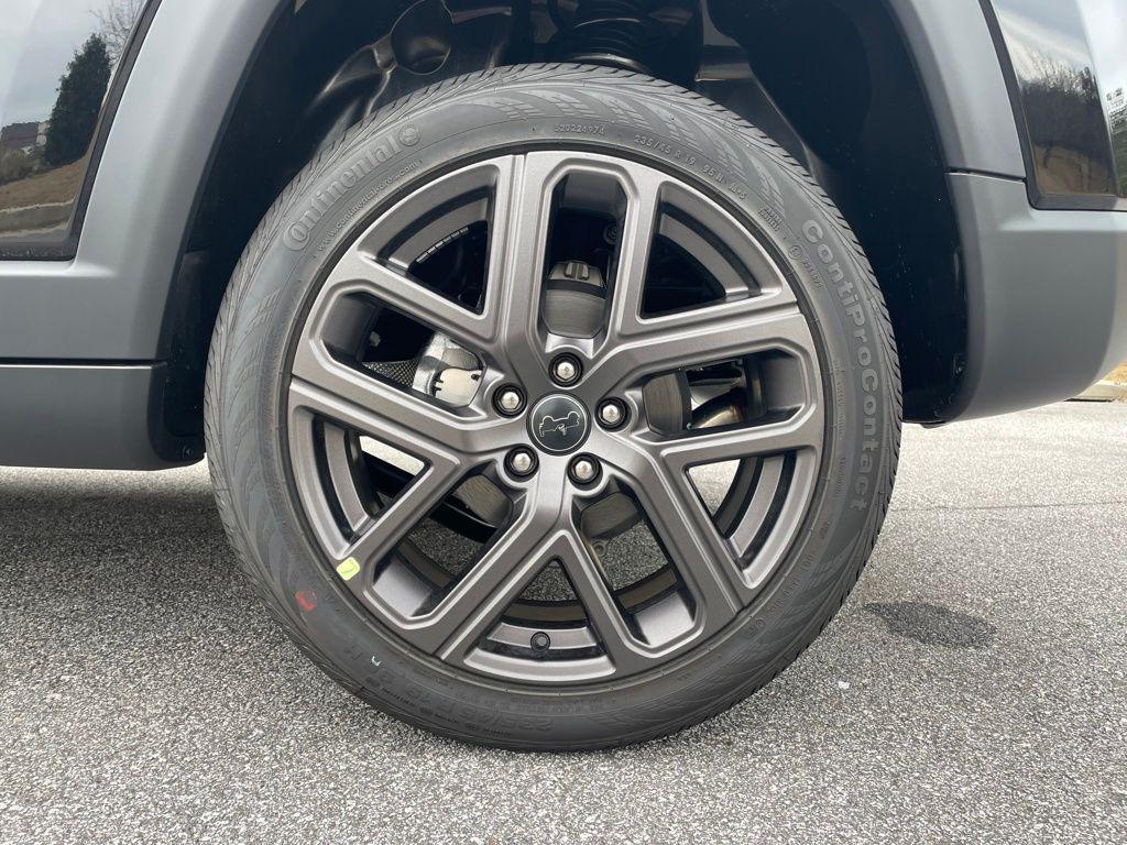 new 2026 Jeep Compass car, priced at $27,870