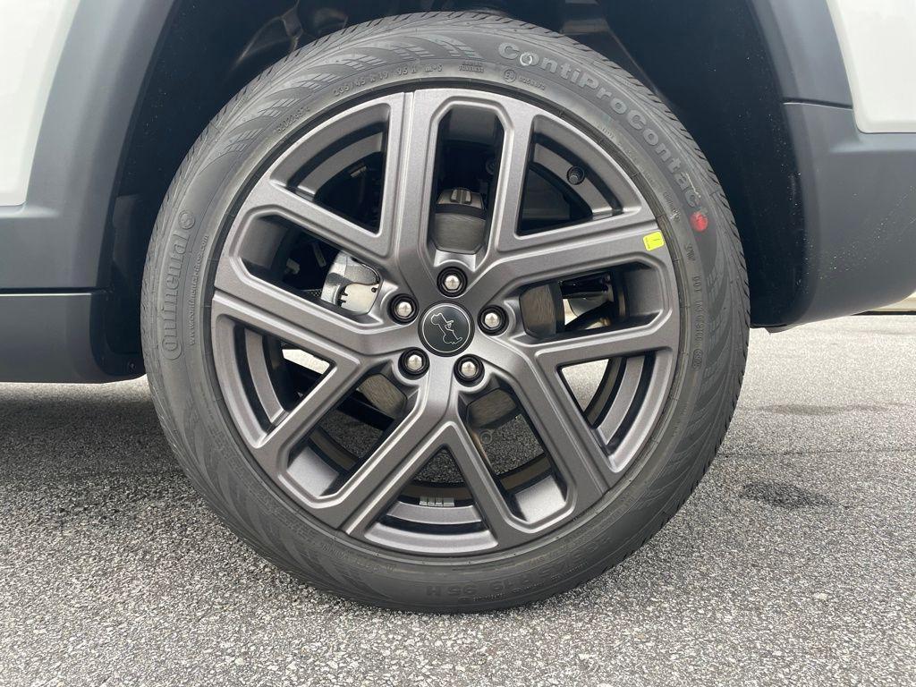 new 2026 Jeep Compass car, priced at $28,840