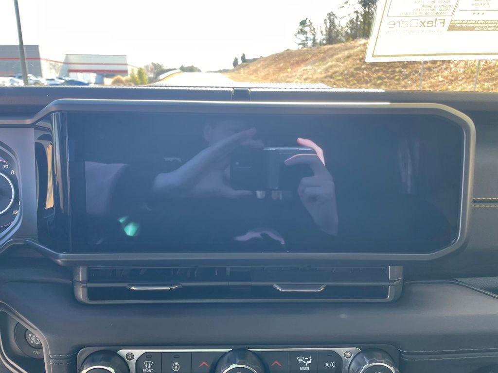 new 2026 Jeep Gladiator car, priced at $50,110