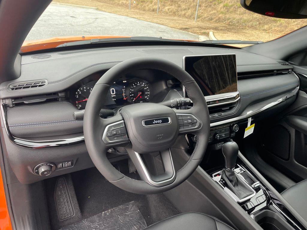 new 2026 Jeep Compass car, priced at $29,925
