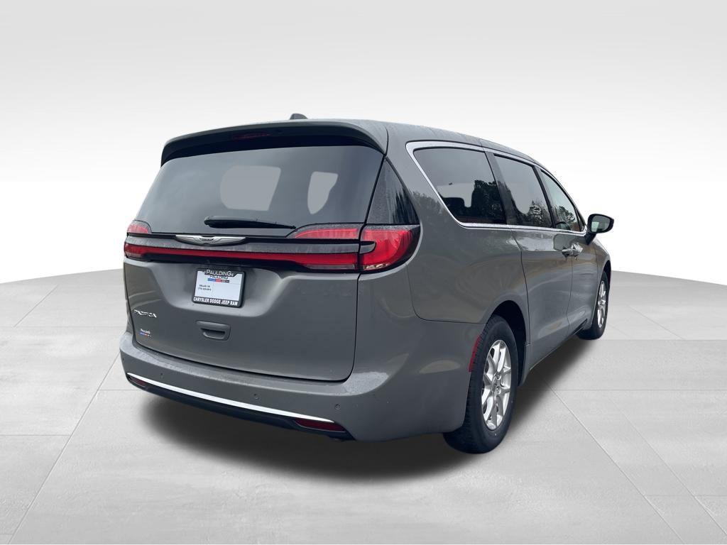 used 2023 Chrysler Pacifica car, priced at $23,966