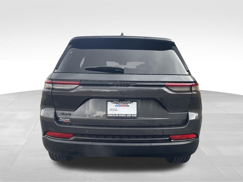 new 2025 Jeep Grand Cherokee car, priced at $45,026